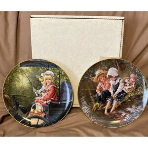 Lot Of 2 Reco Days Gone By Collection Plates By Sandra Kuck